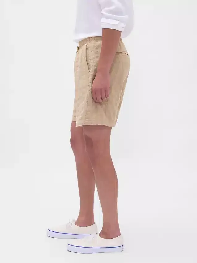 Pantalones cortos «Easy» texturizados de 7"