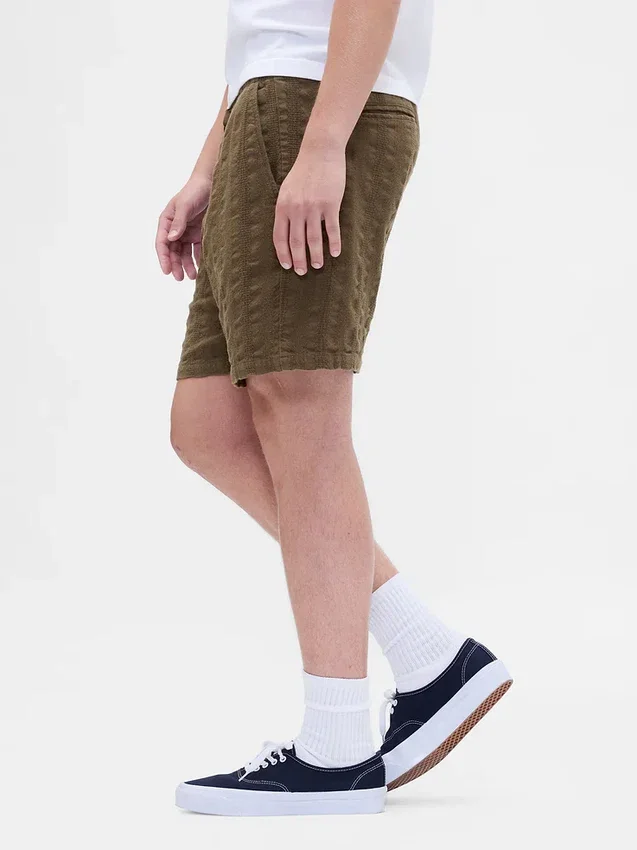 Pantalones cortos «Easy» texturizados de 7"