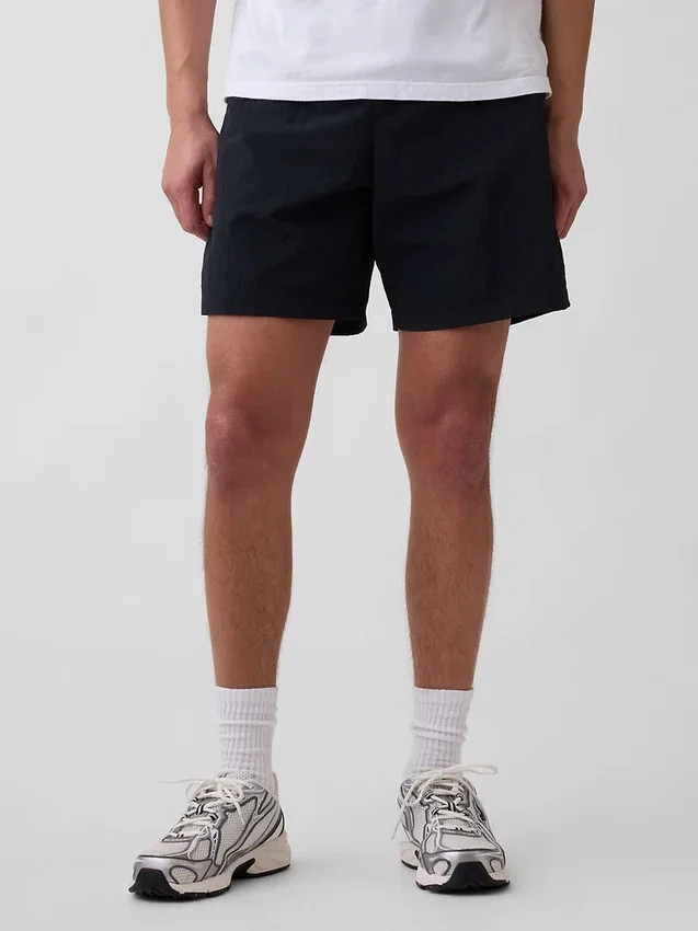 Pantalones cortos híbridos de 7,5"