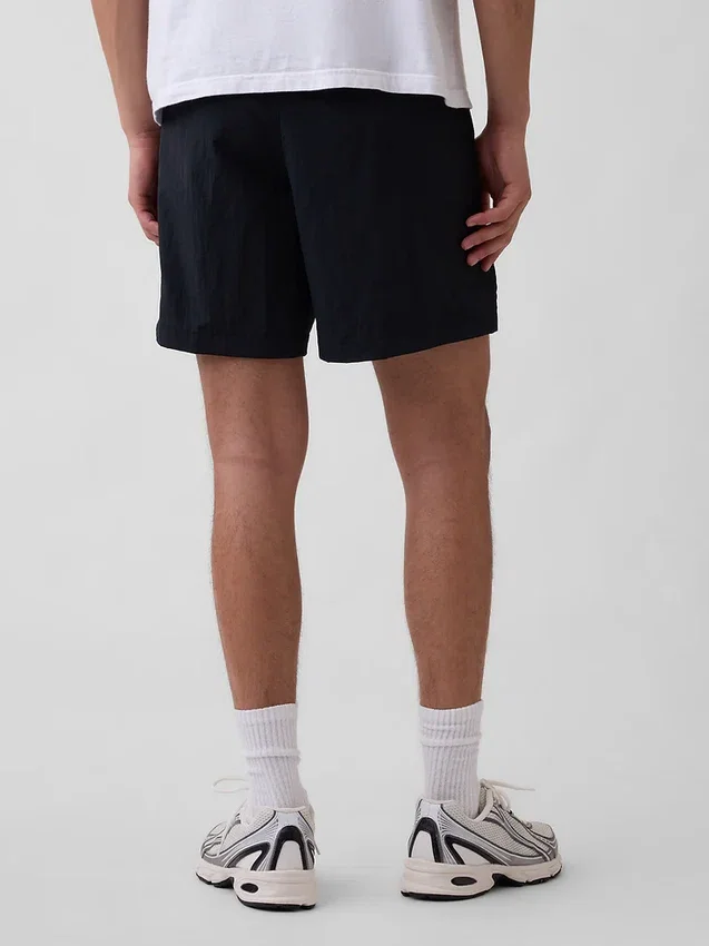 Pantalones cortos híbridos de 7,5"