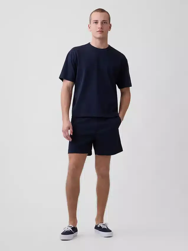 Pantalones cortos holgados de 5,5"