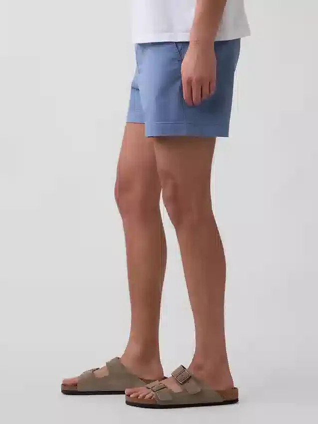 Pantalones cortos holgados de 5,5"