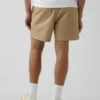 Pantalones cortos holgados de 5,5"