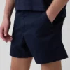 Pantalones cortos holgados de 5,5"
