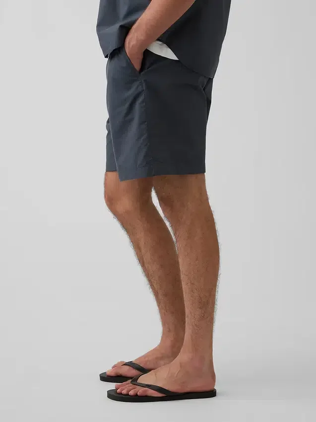 Pantalones cortos holgados de popelín de 7"