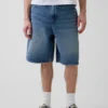 Pantalones cortos holgados de vaquero estilo carpintero de 10,5"
