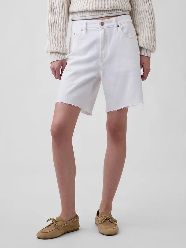Pantalones cortos holgados ultrasuaves de 8" y talle medio