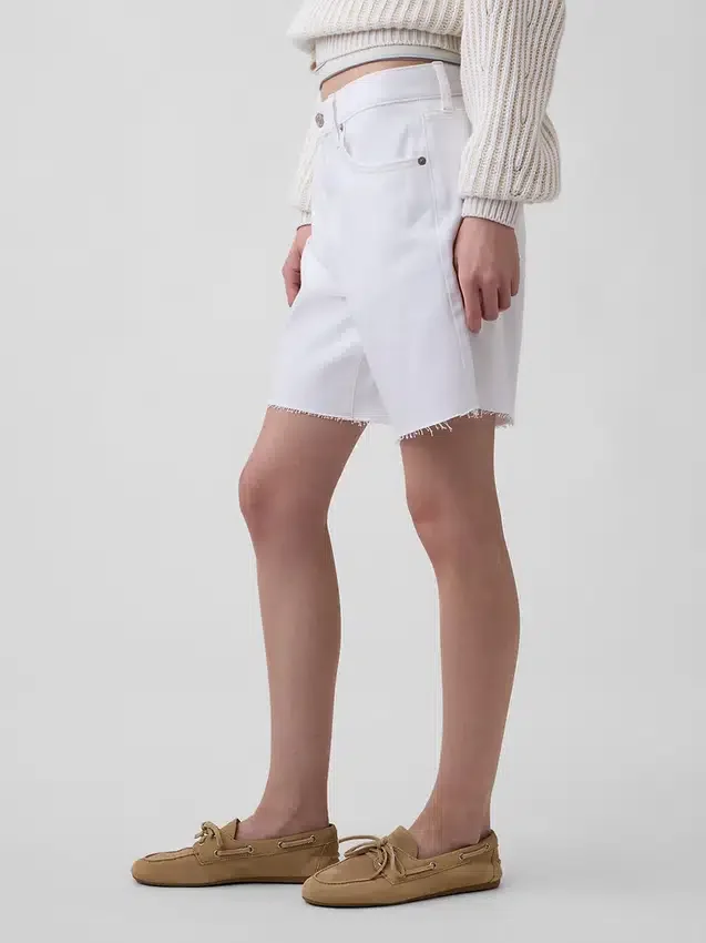 Pantalones cortos holgados ultrasuaves de 8" y talle medio