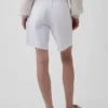 Pantalones cortos holgados ultrasuaves de 8" y talle medio