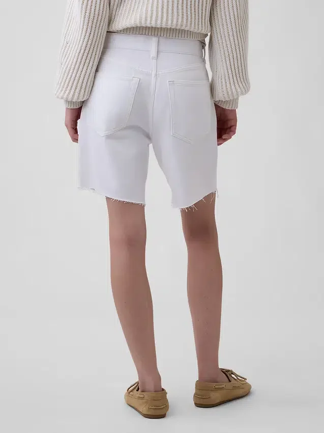 Pantalones cortos holgados ultrasuaves de 8" y talle medio