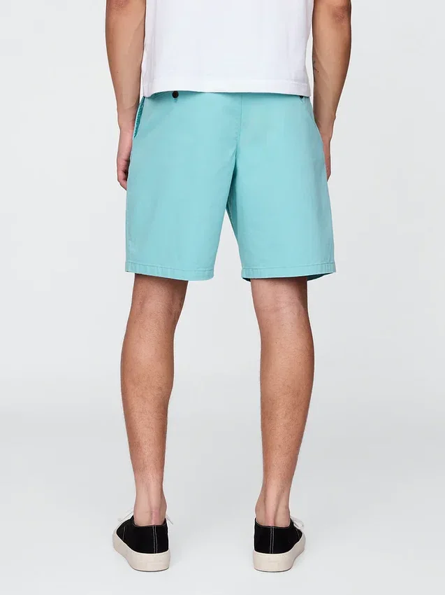 Pantalones cortos modernos de 8"