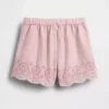 Pantalones cortos sin cremallera con dobladillo de ojales para bebés y niños pequeños