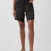 Pantalones cortos tipo bermudas de denim holgados de talle medio, de 8"