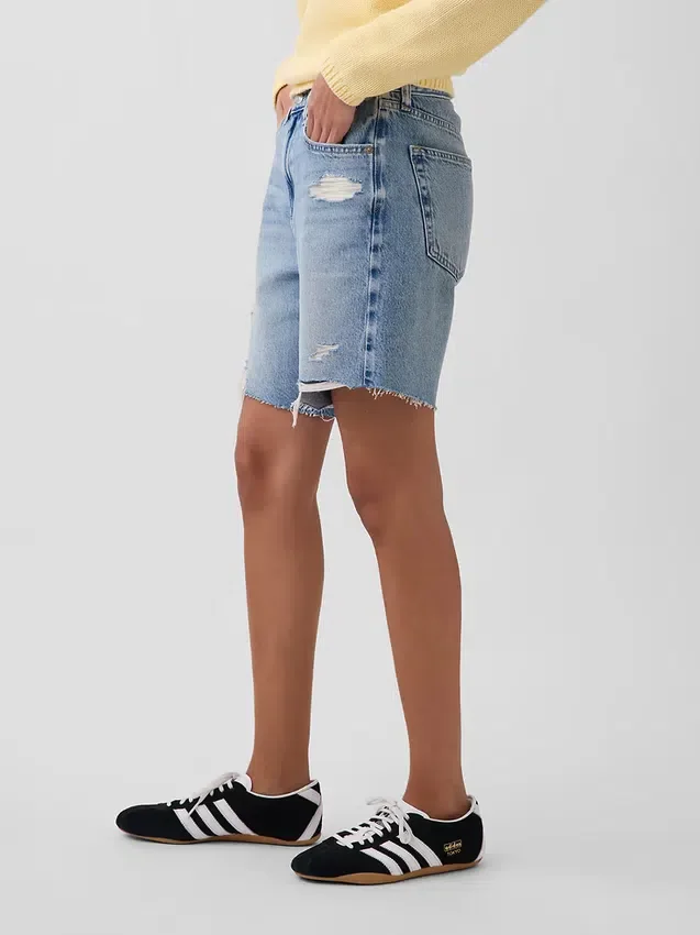 Pantalones cortos tipo bermudas de denim holgados de talle medio, de 8"