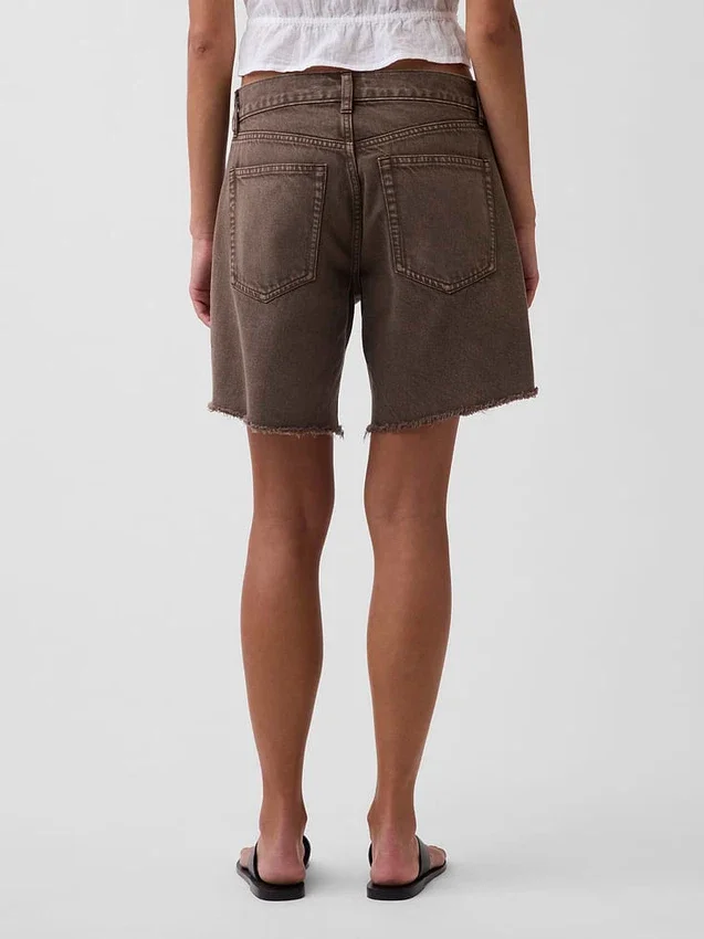 Pantalones cortos tipo bermudas de denim holgados de talle medio, de 8"