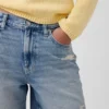 Pantalones cortos tipo bermudas de denim holgados de talle medio, de 8"