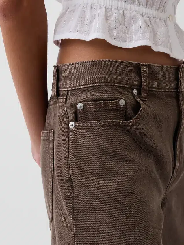 Pantalones cortos tipo bermudas de denim holgados de talle medio, de 8"
