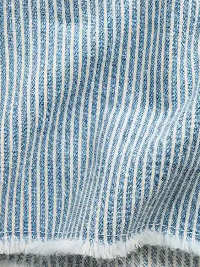 Pantalones cortos vaqueros de cintura baja con rayas para niños