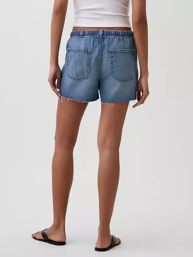 Pantalones cortos vaqueros de corte holgado de 3,5”