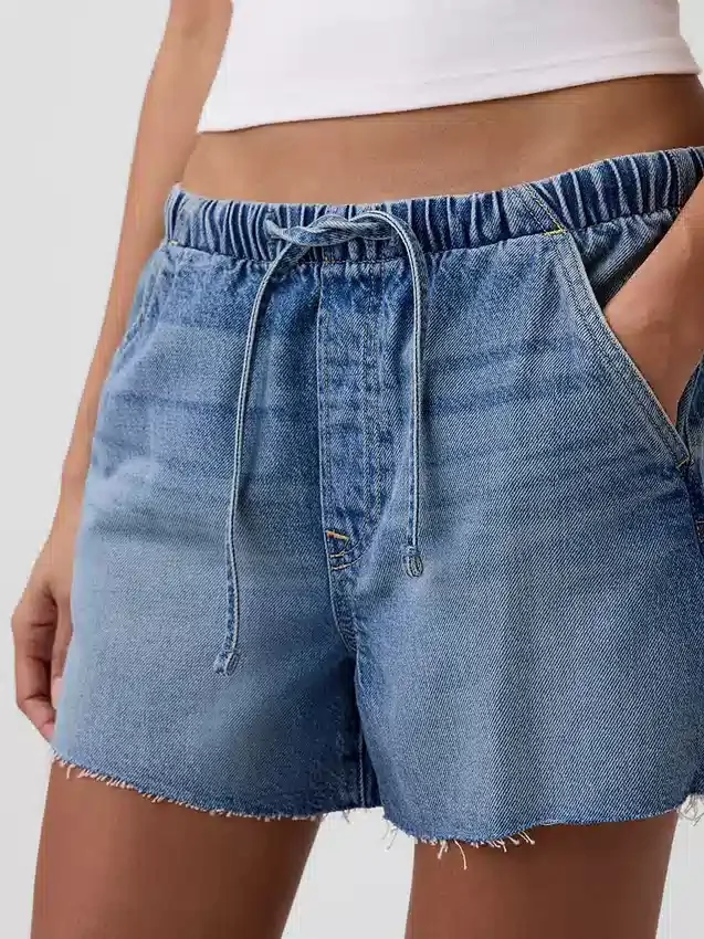 Pantalones cortos vaqueros de corte holgado de 3,5”