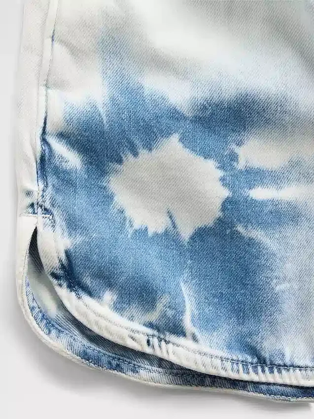 Pantalones cortos vaqueros de talle alto con estampado tie-dye para niños