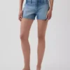 Pantalones cortos vaqueros de talle bajo de 3"