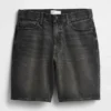 Pantalones cortos vaqueros holgados de 10,5"