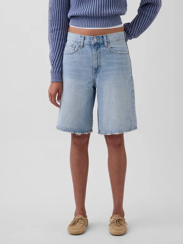 Pantalones cortos vaqueros largos de talle medio de 11"