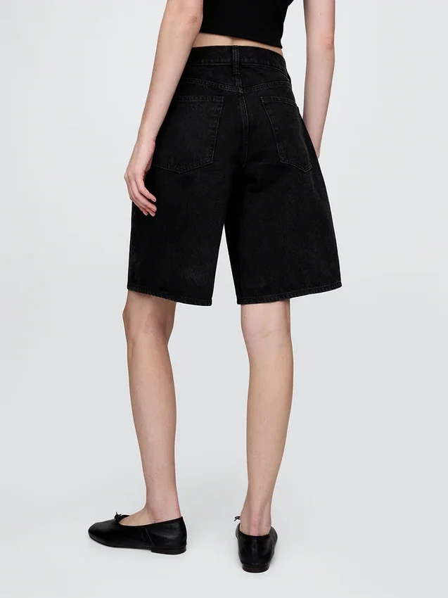 Pantalones cortos vaqueros largos de talle medio de 11"