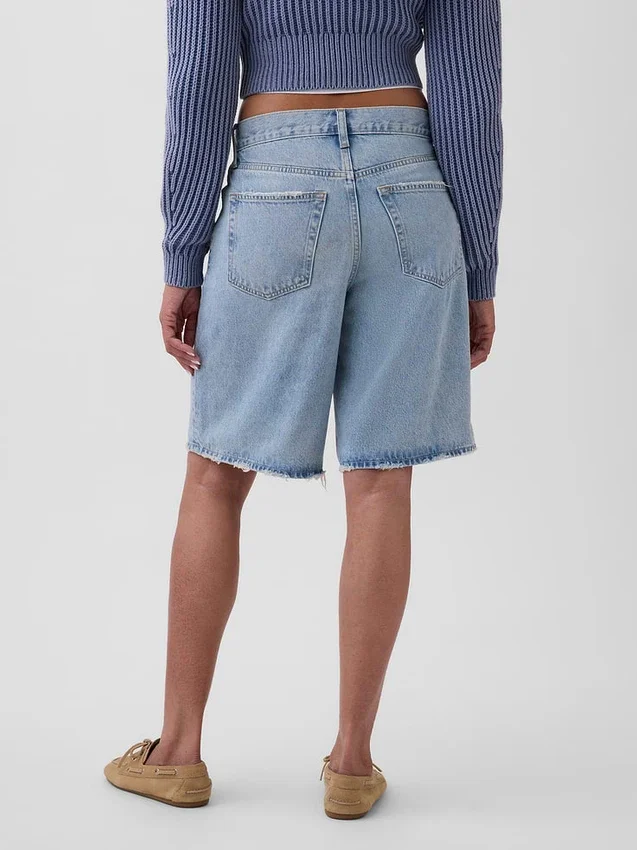 Pantalones cortos vaqueros largos de talle medio de 11"
