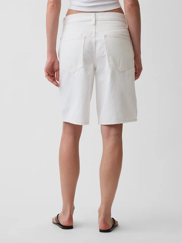 Pantalones cortos vaqueros largos de talle medio de 11"