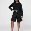 Pantalones cortos vaqueros largos de talle medio de 11"