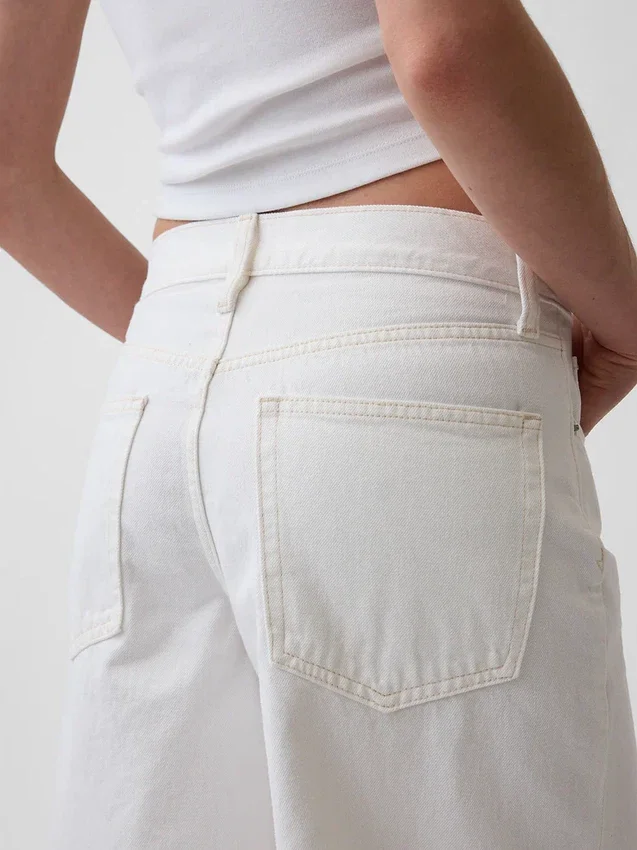 Pantalones cortos vaqueros largos de talle medio de 11"