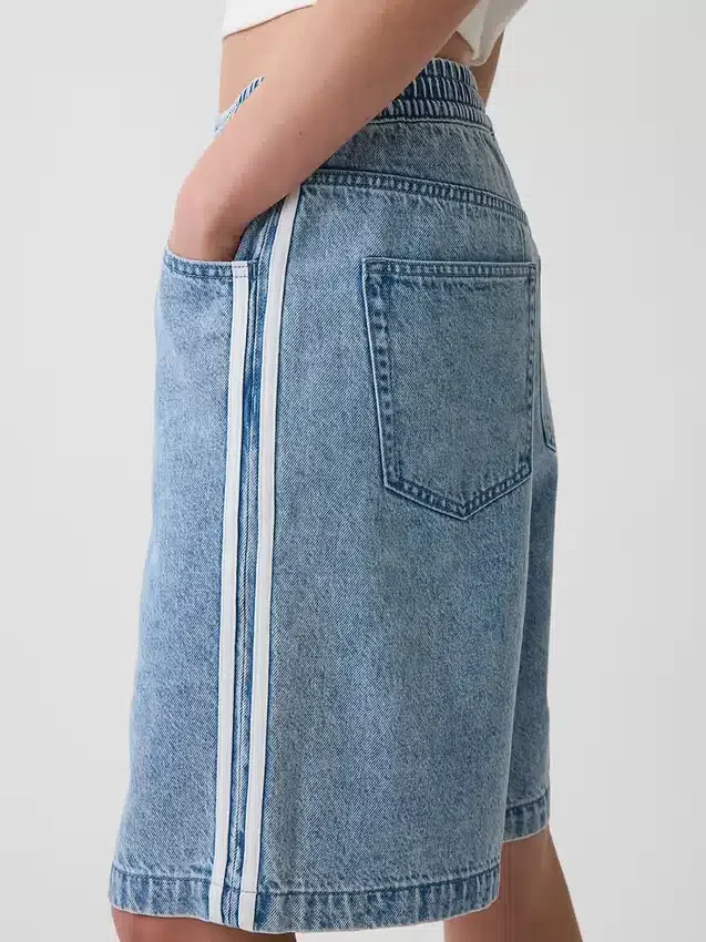 Pantalones cortos vaqueros largos «Easy Stripe» ultrasuaves de talle medio, de 11"