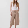 Pantalones culotte de talle medio con cinturón