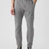 Pantalones de chándal ajustados GapFit Tech