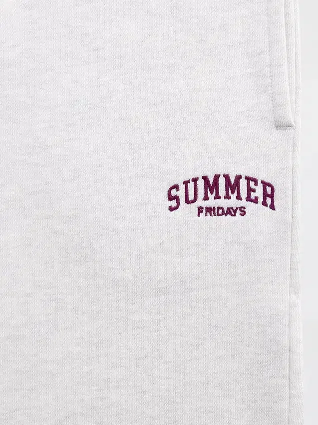 Pantalones de chándal GAP × Summer Fridays de tejido grueso y corte holgado con logotipo