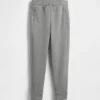 Pantalones de chándal GapFit Tech de secado rápido para niños