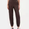 Pantalones de chándal GapFit Tech de talle alto con cremallera en el bajo