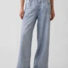 Pantalones de chándal holgados estampados con diseño de vaqueros