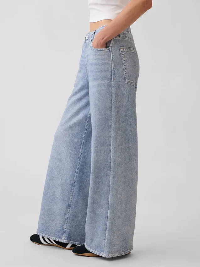 Pantalones de chándal holgados estampados con diseño de vaqueros