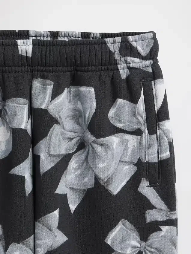 Pantalones de chándal infantiles con lazo y corte holgado