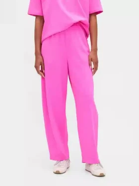 Pantalones de corte acampanado de tejido grueso