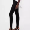 Pantalones de talle alto con estribos de punto doble