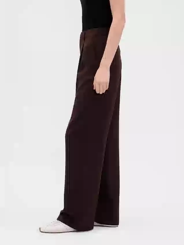 Pantalones de talle bajo con pliegues y pernera ancha 365