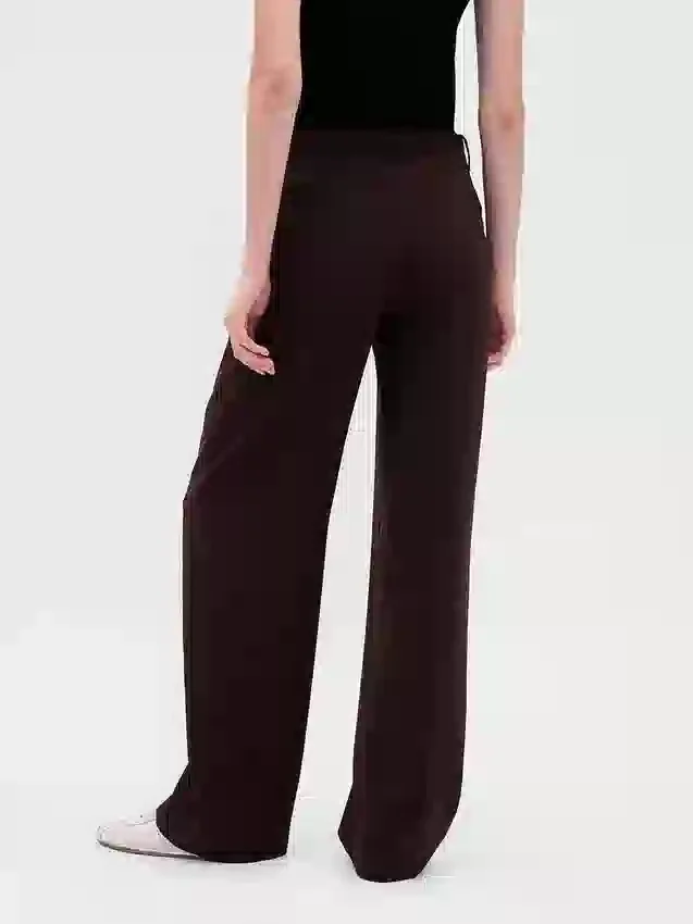 Pantalones de talle bajo con pliegues y pernera ancha 365