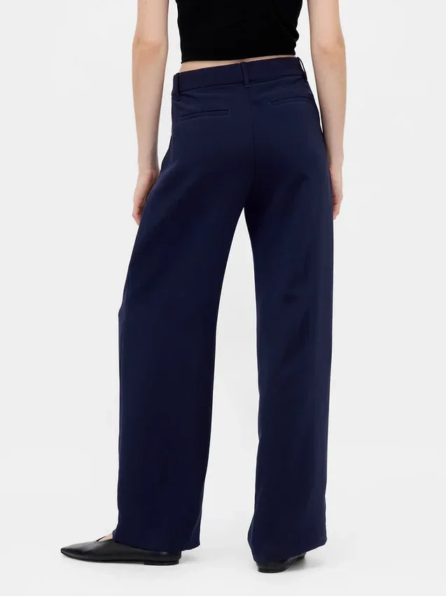 Pantalones de talle bajo con pliegues y pernera ancha 365
