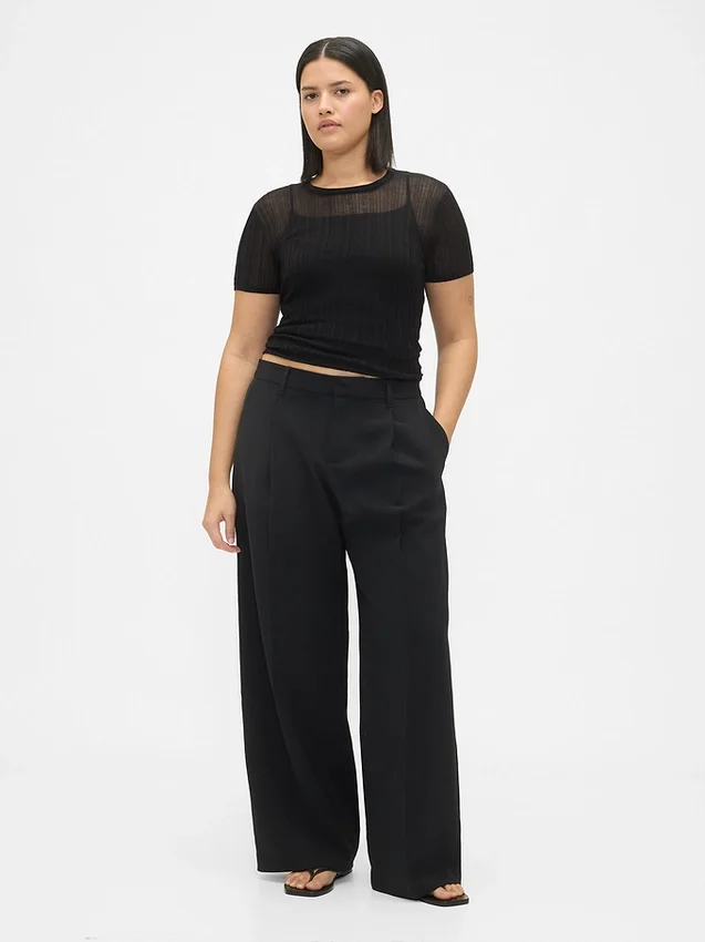 Pantalones de talle bajo con pliegues y pernera ancha 365