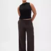 Pantalones de talle bajo con pliegues y pernera ancha 365