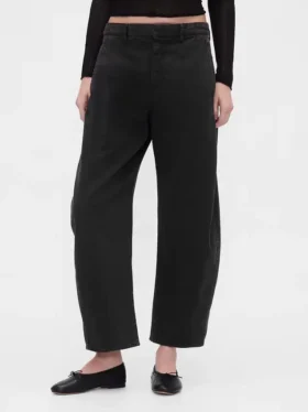 Pantalones de talle medio de sarga con corte acampanado